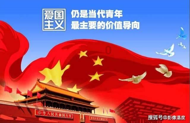 为50余对金婚夫妇补拍婚纱照
